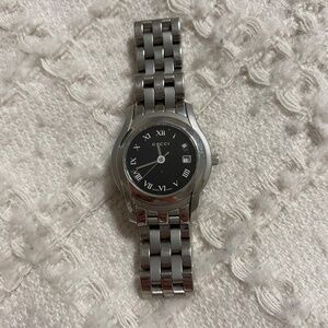 Gucci 5500 Womens Watch (black face)